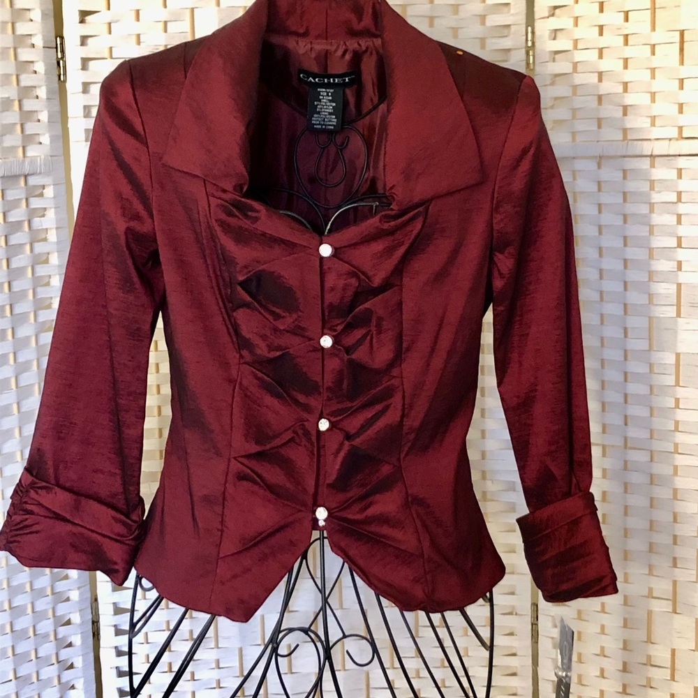 ✅🆕Cachet, Velvet and Satin  top nice for event and Christmas time